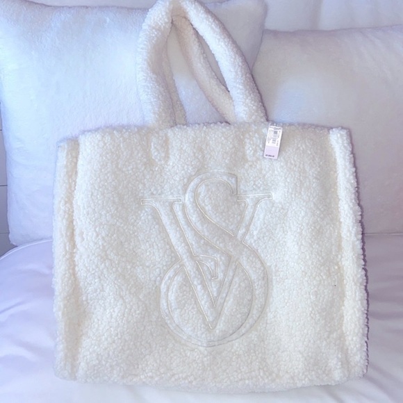 Victoria Secret Sherpa Bag/Tote - Picture 3 of 6